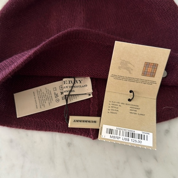 Burberry Cashmere beanie and gloves set in Claret. One size. Made in Scotland. - Picture 3 of 5